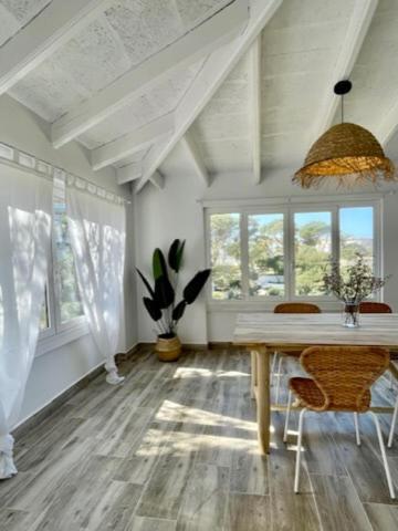 Biniforcat Villa กาลาเอนฟอร์กัต ภายนอก รูปภาพ