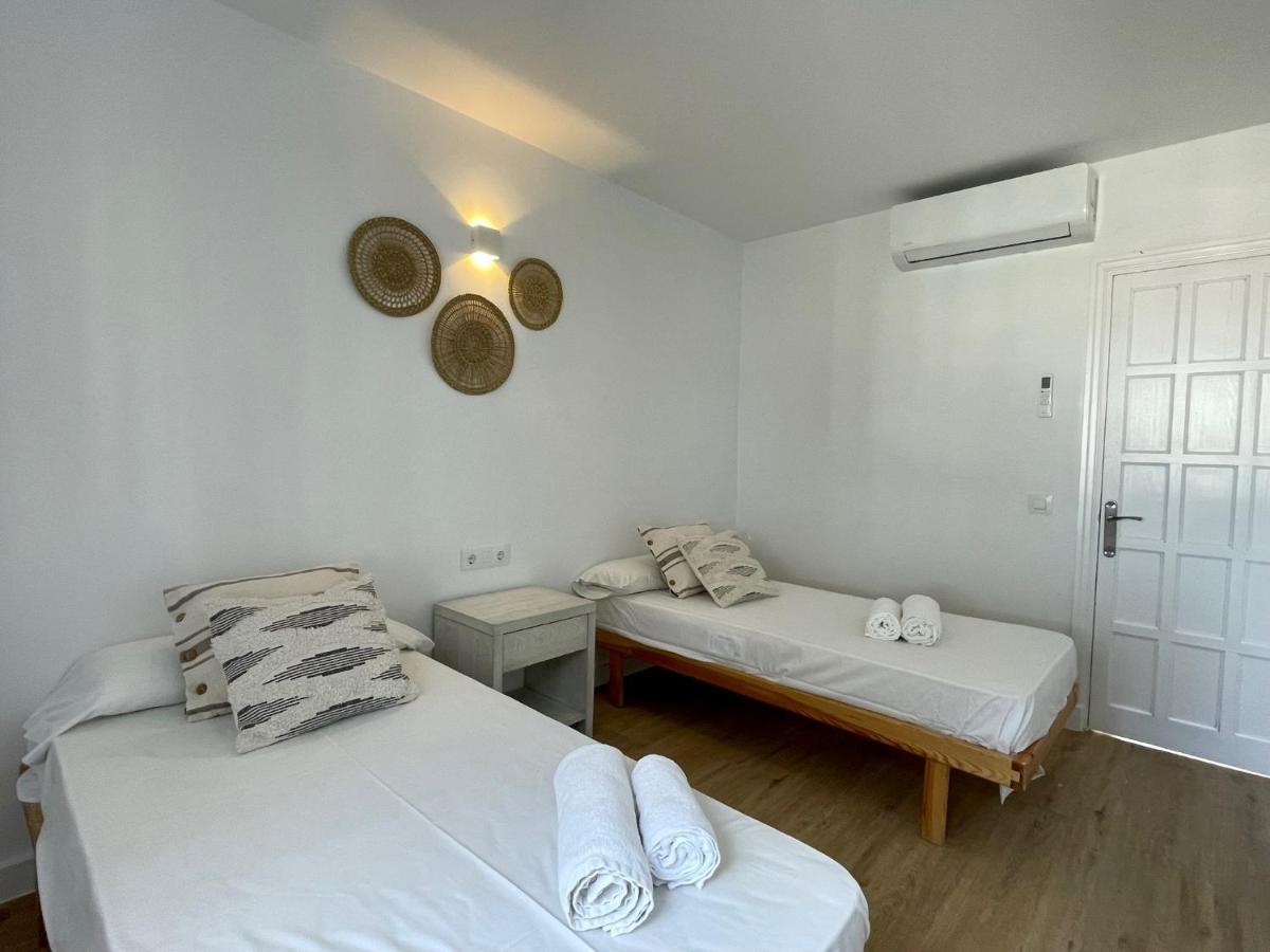 Biniforcat Villa กาลาเอนฟอร์กัต ภายนอก รูปภาพ