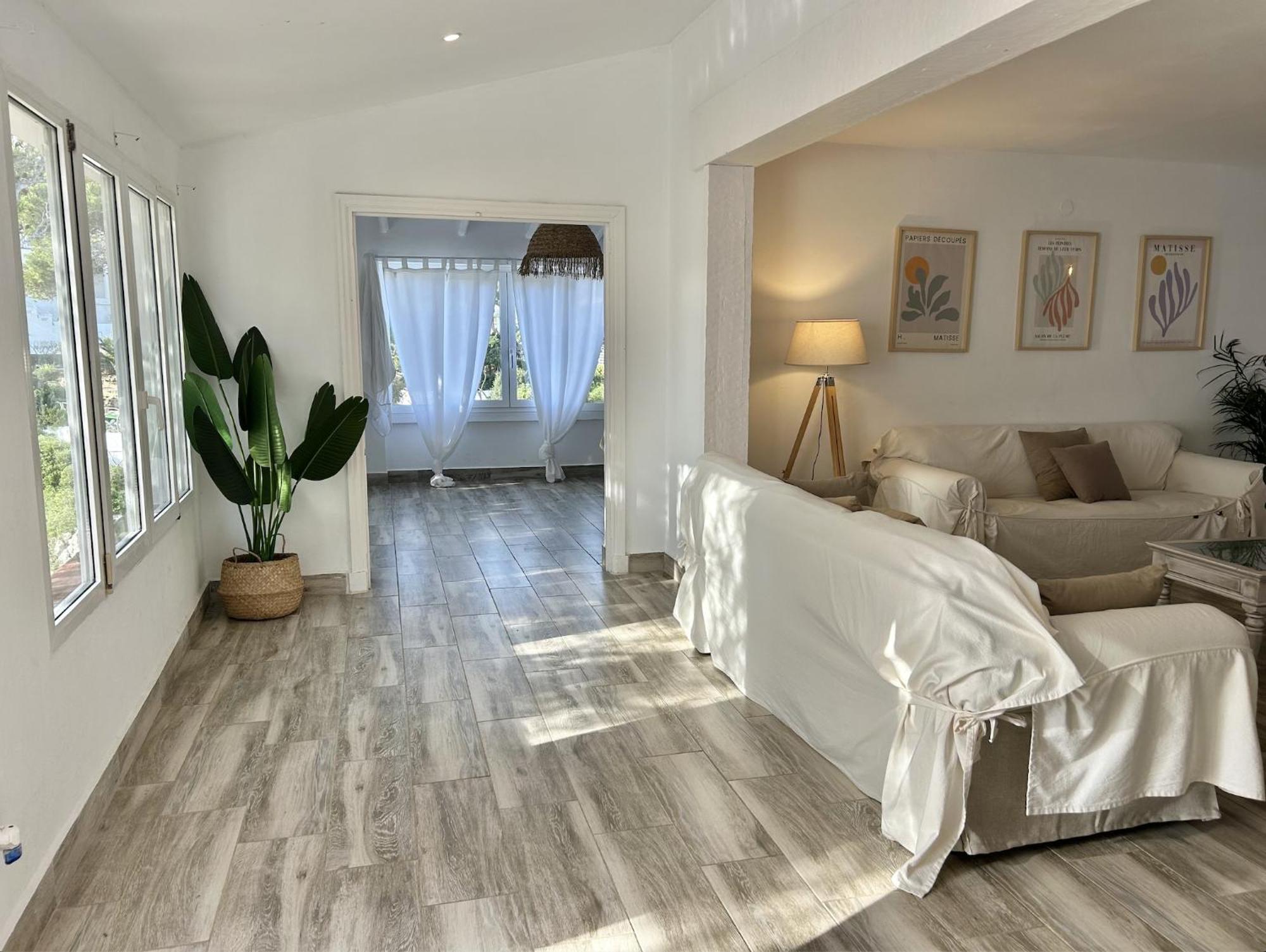 Biniforcat Villa กาลาเอนฟอร์กัต ภายนอก รูปภาพ